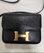 Hermes Mini Constance 19 黑色鴕鳥皮 金扣