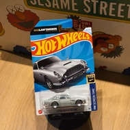 Hotwheels Aston Martin 1963 DB5 Goldfinger Movie Version