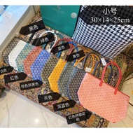 1: 1 Original Label Real Shot, Dog Teeth Classic Style Chain Go Tote Bag Small Size, Medium Bag Men 