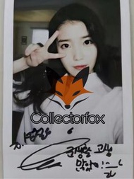 IU 親筆簽名 即影即有相