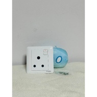 [Schneider Electric] 1 Gang 3 Round Pin Switch Socket White15A 250V