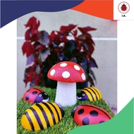 CENDAWAN DAN KUMBANG BATU HIASAN TAMAN  MUSHROOMS AND LADY BUG GARDEN DECORATION.