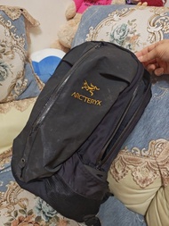 Arcteryx 不死鳥傳統黑色背包