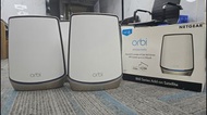 NETGEAR Orbi 三頻 WiFi 6 路由器 (RBR860S) - 覆蓋範圍高達 2,700 平方。 英尺,100 個裝置 -10 個互聯網連接埠 - 免費裝甲安全 - 可擴展以創建網狀系統