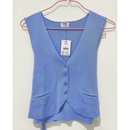 Vest Cotton On