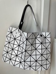 Issey Miyake baobao