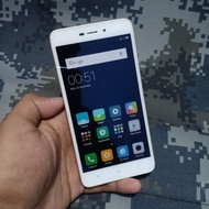Handphone Hp Xiaomi Redmi 4A 2/16 Second Seken Bekas Murah