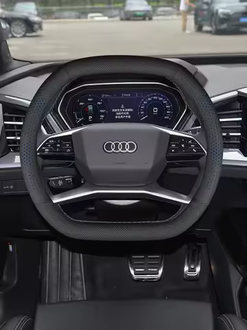 Leather Car Steering Wheel Cover For Audi SQ5 Sportback Q6 e-tron Q4 e-tron S e-tron GT Q6L e-tron 2