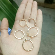 Set of 5 rings