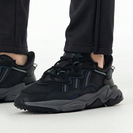 รองเท้าผ้าใบ Adidas Clover รุ่น OZWEEGO สำหรับผู้ชายและผู้หญิง รองเท้ากีฬาแบบชุนกี้ ส้นหนา รองเท้าคู