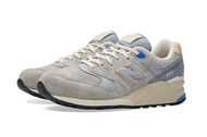 New Balance 999
