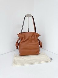 Loewe Flamenco Knot
金棕色Hobo福袋包