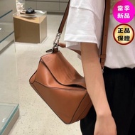 🎉新品好折扣✨Loewe 小款經典小牛皮 Puzzle 包 焦糖色