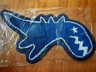 agnes b. 恐龍地毯