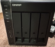QNAP TR-004 USB 3.0 硬體 RAID 外接盒