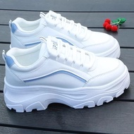 Sepatu Sneakers Wanita Terbaru Termurah MOLAY