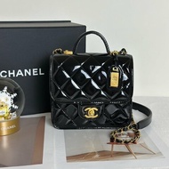 CHANEL 22K漆皮豆腐包 - 黑金