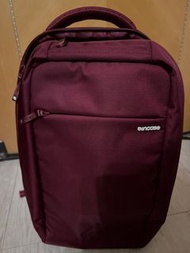 Incase 筆記型電腦背包