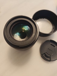 Sigma 56mm f/1.4 Lens apsc e mount