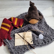 新生兒巫師帽/魔杖/圍巾、毯子。寶寶拍照道具。萬聖節裝扮