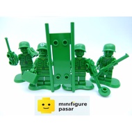 toy001 toy002 Lego Toy Story 7595 - 4x Green Army Minifigures w Accessories & Stretcher - New