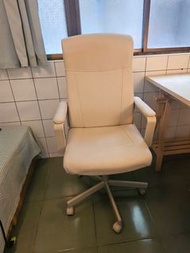 IKEA MILLBERGET電腦椅 用不到一年9成新（附靠墊）