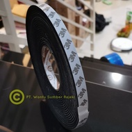 single tape Foam 3M 40 mm x 5 Mtr tebal 5 mm  bantalan solartuff