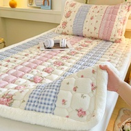 Princess Style Milk Velvet Mattress Three-Piece Set Thickened Quilted Bed Sheet Single-Piece Tatami 