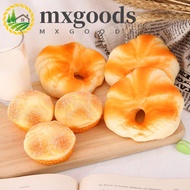 MXGOODS Simulated Artificial Bread Toy, Tease People Simulation Food Simulation Bread SqueezeToys, P