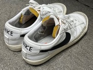 Nike 波鞋 42.5號碼 白色 二手 二手波鞋 Nike Blazer Low 77 Vintage 白黑復古波鞋