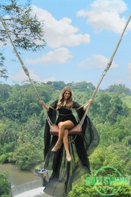 กิจกรรมนั่งชิงช้าบาหลีที่บาหลี สวิง ไพโอเนียร์ในอูบุด