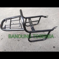 Kawasaki w175 Premium kawasaki w175 rear bag bracket rack