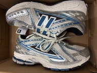 NEW BALANCE 1906R