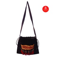 Tas Sepu’ Toraja Beludru dan Aksesoris Manik – Handmade Etnik Khas Toraja dengan Desain Unik dan Det