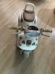 小朋友電動電單車