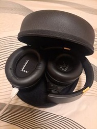 Monster Persona ANC Wireless 耳機連收納盒