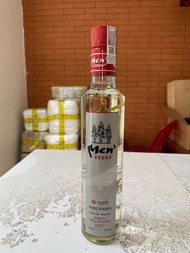 Vodka MEN Nhân Sâm Korea Baby Ginseng 27% 300ml