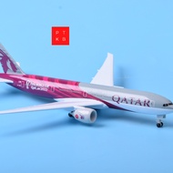 Qatar Airways B777 Airplane Model High Quality Alloy 18cm With Wheels