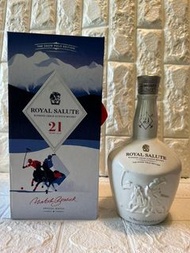 雪地馬球👍罕有 😍 Royal Salute 21 Years Snow Polo Blended Grain 皇家禮炮21年雪地馬球調和穀物威士忌 700ml ,46.5%