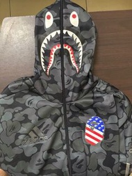Bape&adidas 聯名款外套