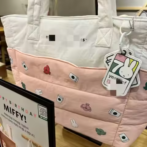 2025 New Cartoon Miffy Rabbit Starbucks Co Branded Down Tote Bag Kawaii Large Capacity Shoulder Bag 