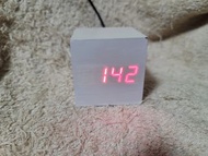 電子數字顯示鬧鐘