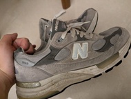 New Balance 992 灰色運動鞋