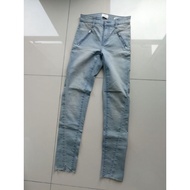 Brand new Cotton On skinny jeans Size US4/ AUS8/.EU36