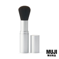 มูจิ แปรงแต่งหน้าแบบพกพา - MUJI Polyester Potable Face Brush