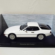 MCG 1/18 PORSCHE 924 TURBO PORSCHE Alloy Car Model White