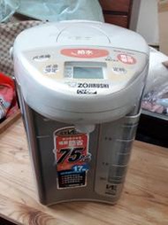 近全新  Zojirushi  象印  熱水瓶  VE  真空保溫  熱水瓶  CV-DSF 30  3公升  日本原裝
