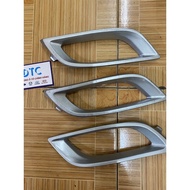 Mazda 3 2010 front bumper light cover