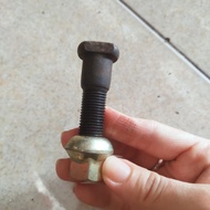 Mercedes Mb140, Mb100 nuts and switches