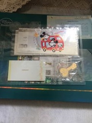 迪士尼米奇米妮紀念品套裝銀鈔加金鎖匙